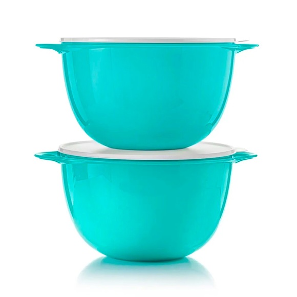 Tupperware jumbo thatsa bowls set of 2